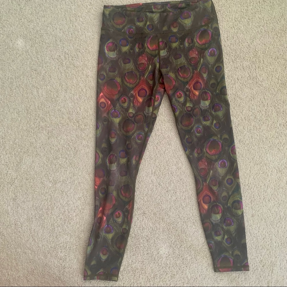 GUC Fabletics peacock feather leggings